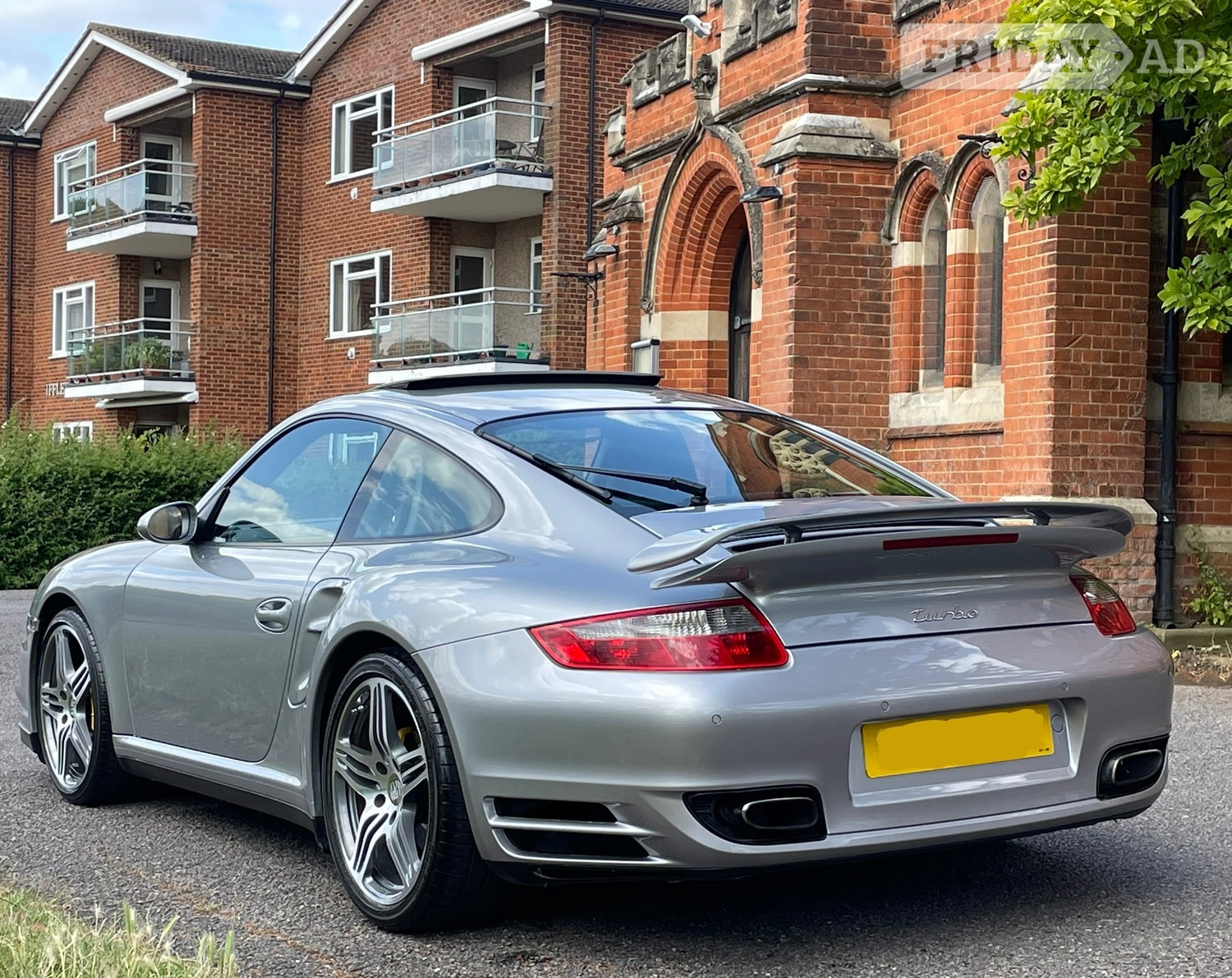 [ berth ]Porsche 911