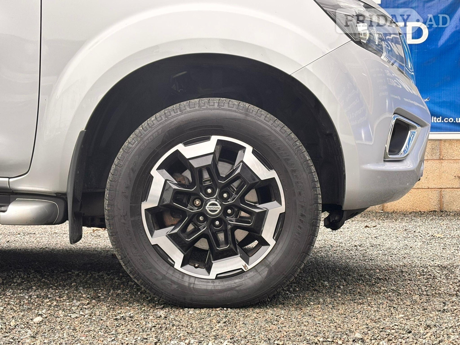 Nissan Navara 2021 - Vans & Commercial Vehicles