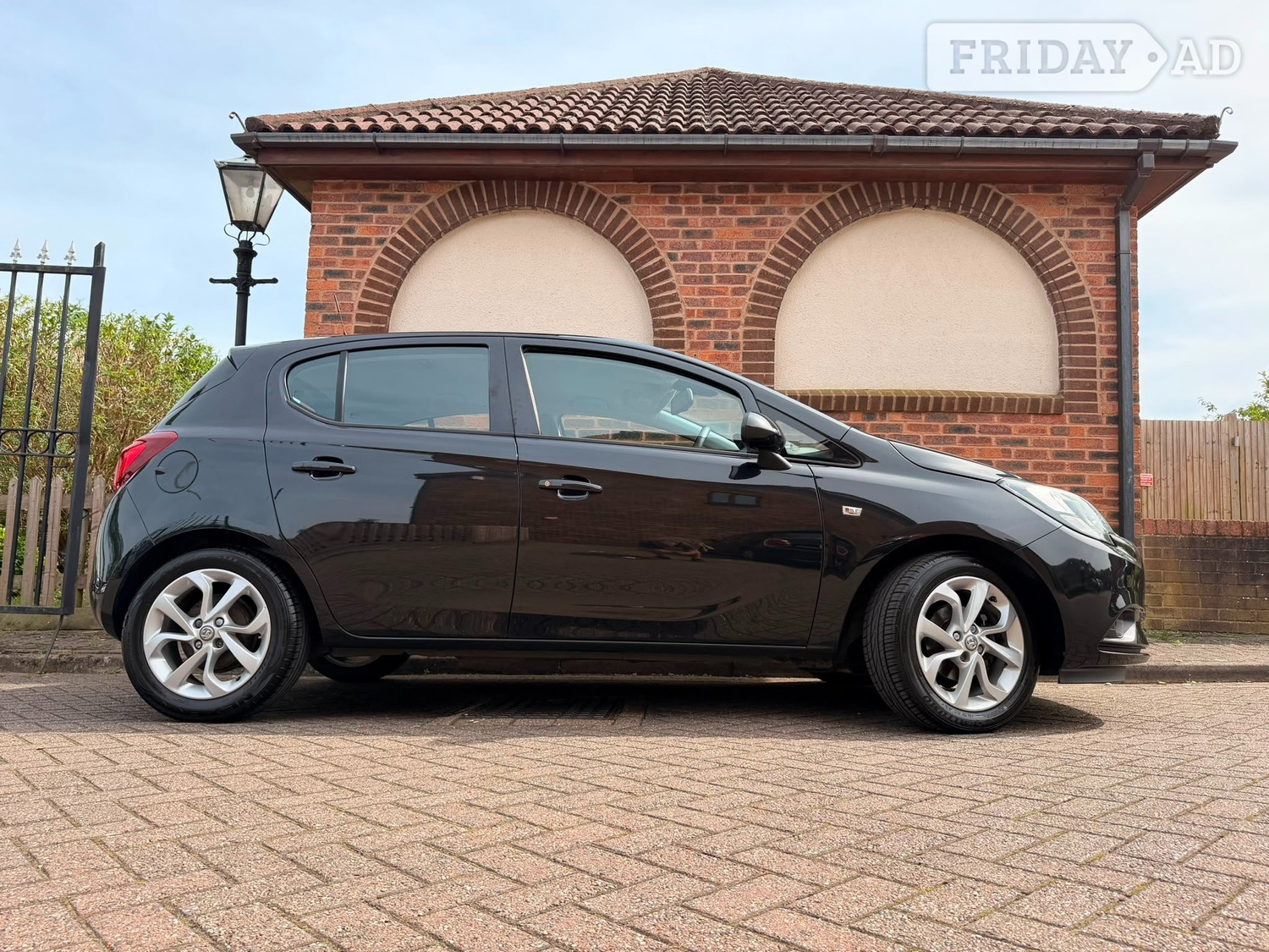 Vauxhall Corsa 2015 - Cars in Sutton