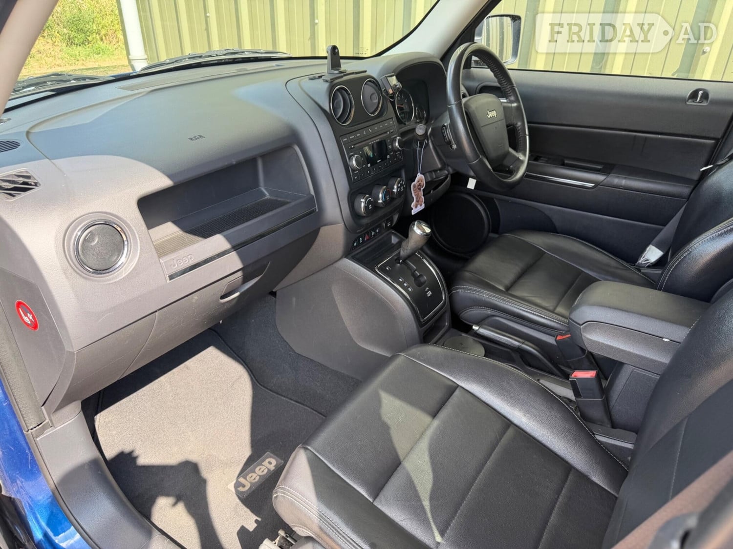 Jeep Patriot 2010 - Cars