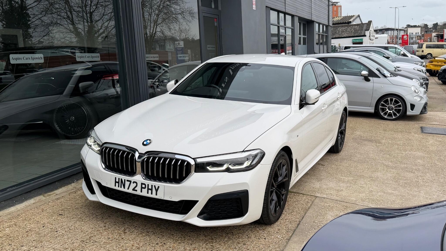 [ berth ]BMW 5 Series