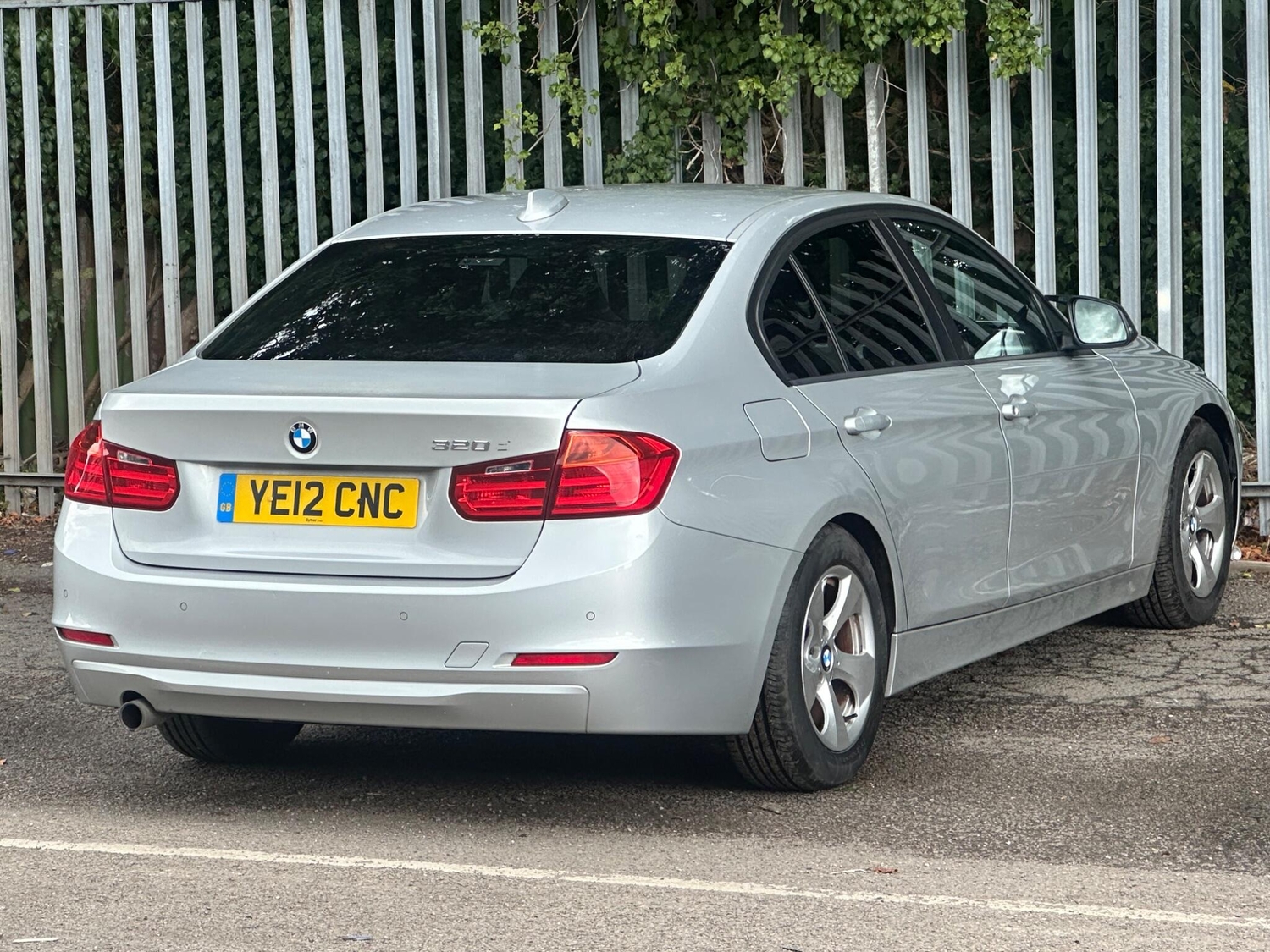 BMW 3 Series 2012 - Cars in Cardiff
