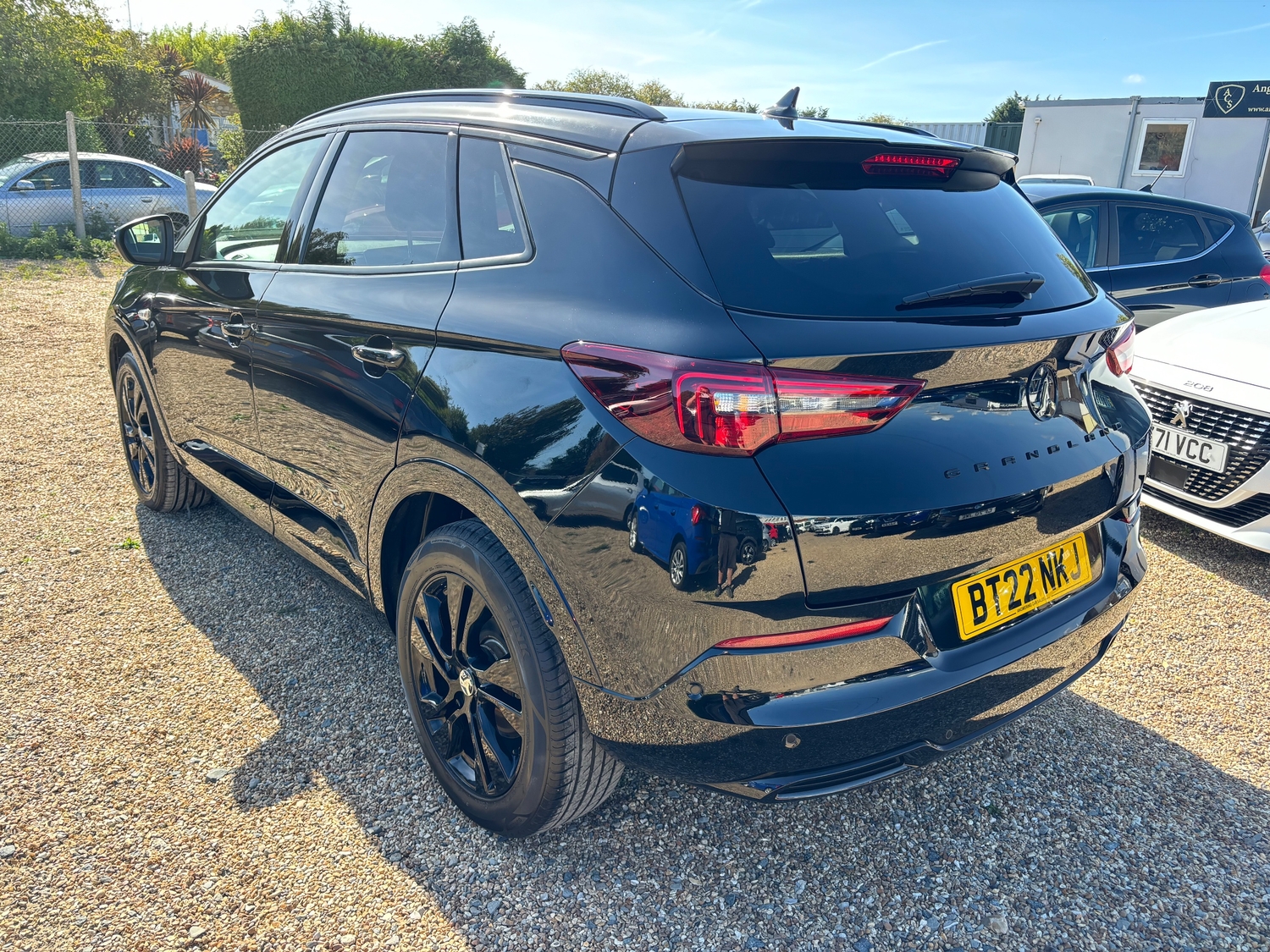 [ berth ]Vauxhall Grandland