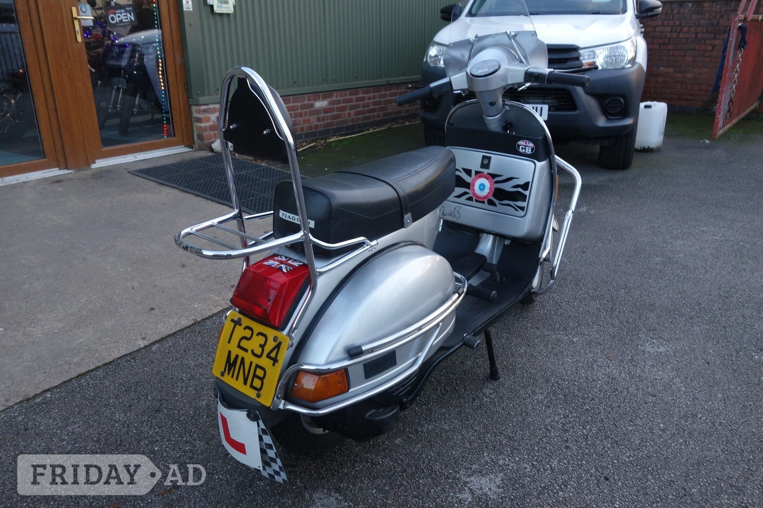 [ berth ]Piaggio T5