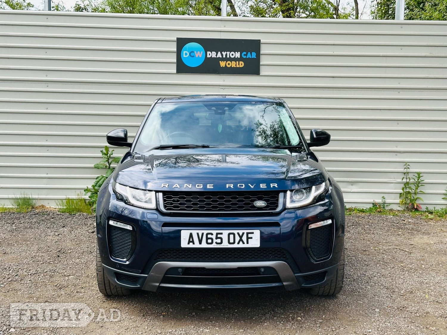 [ berth ]Land Rover Range Rover Evoque