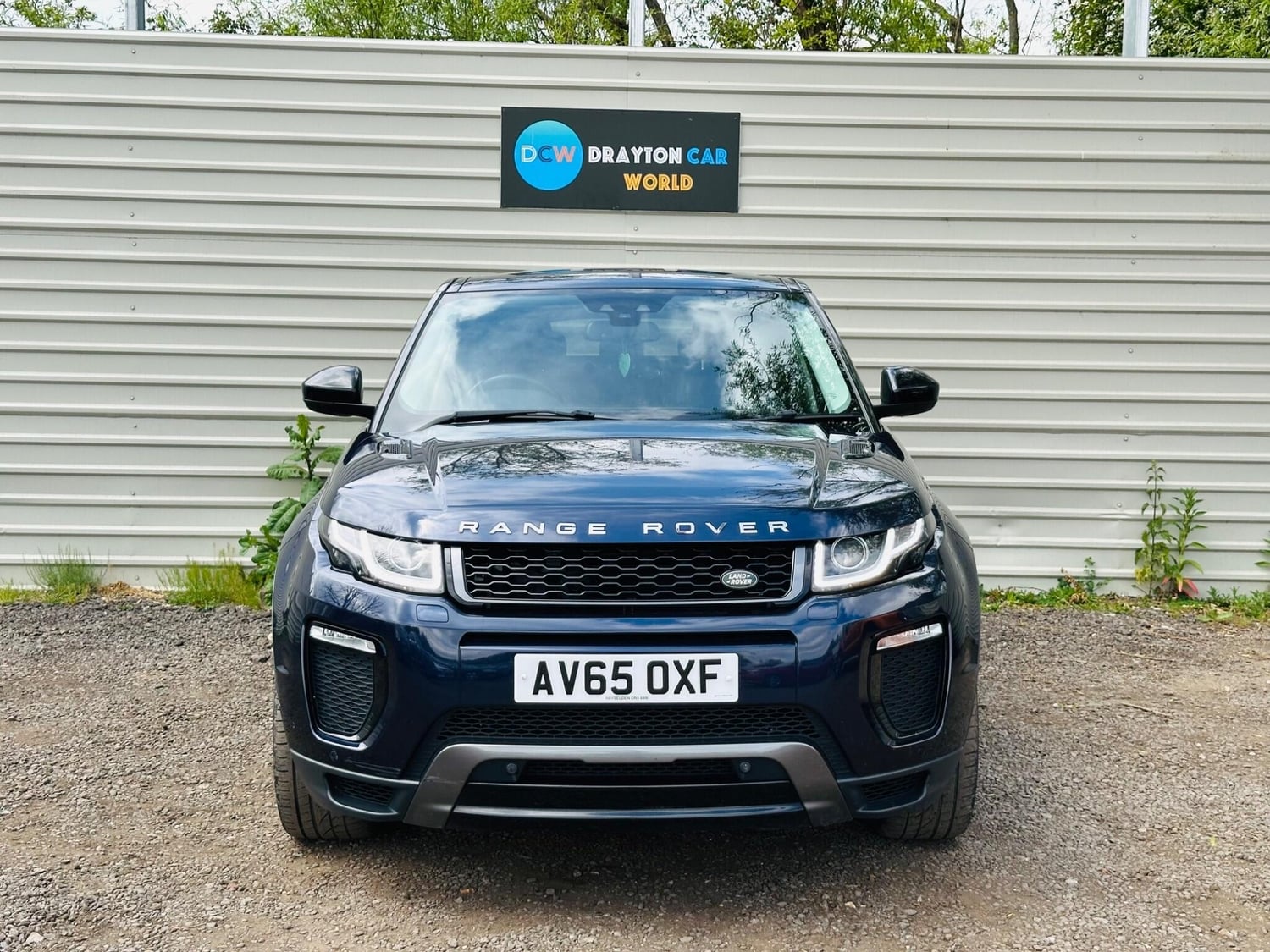 [ berth ]Land Rover Range Rover Evoque