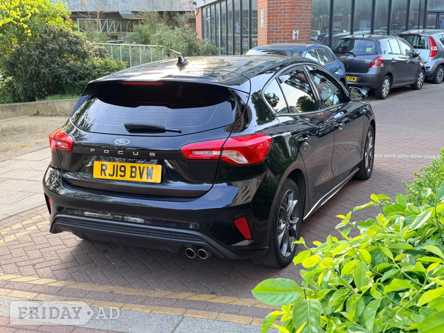 Ford Focus 2019 - Cars