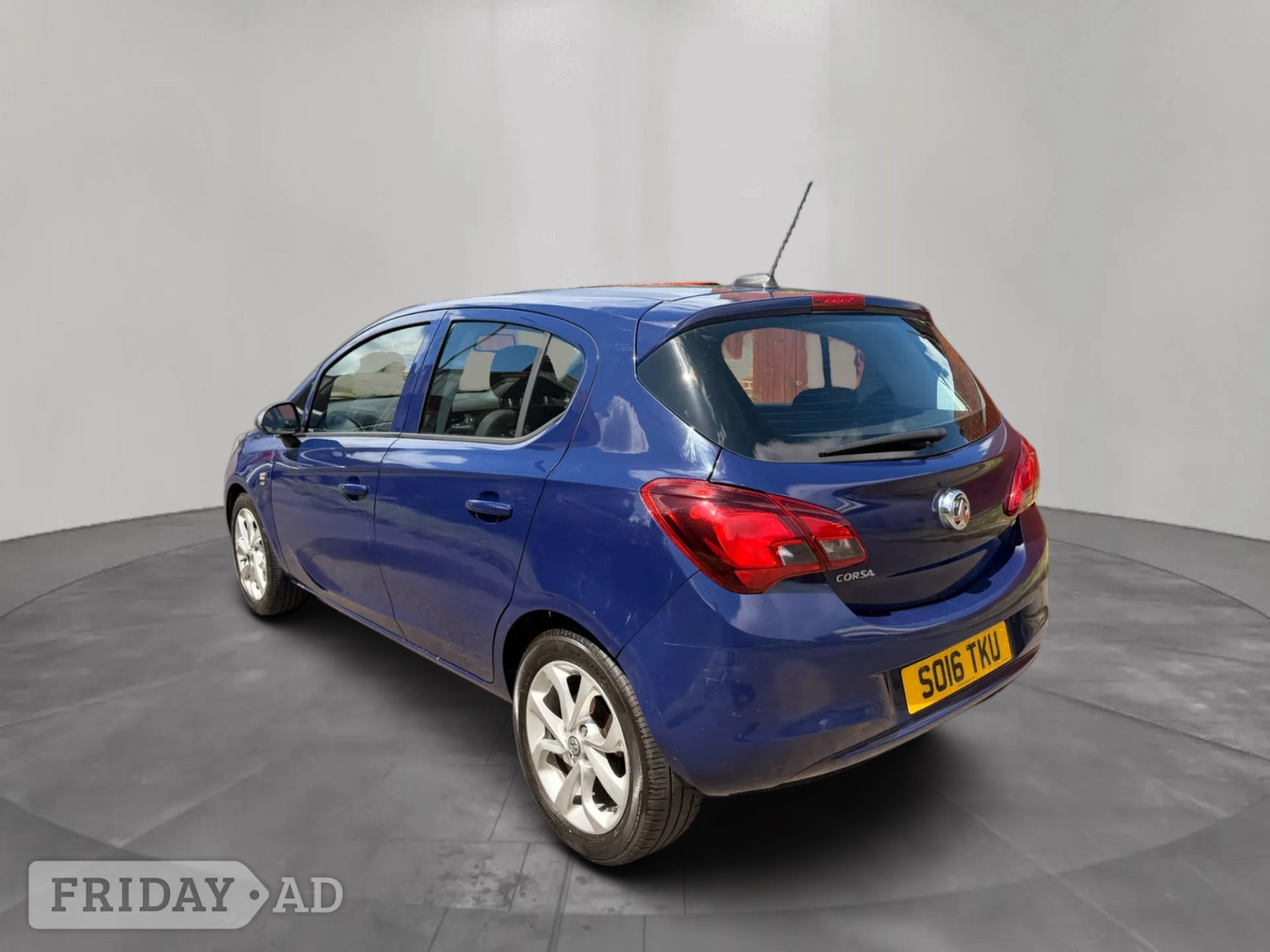 [ berth ]Vauxhall Corsa