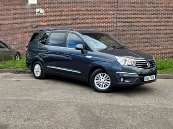 Ssangyong Turismo 2017