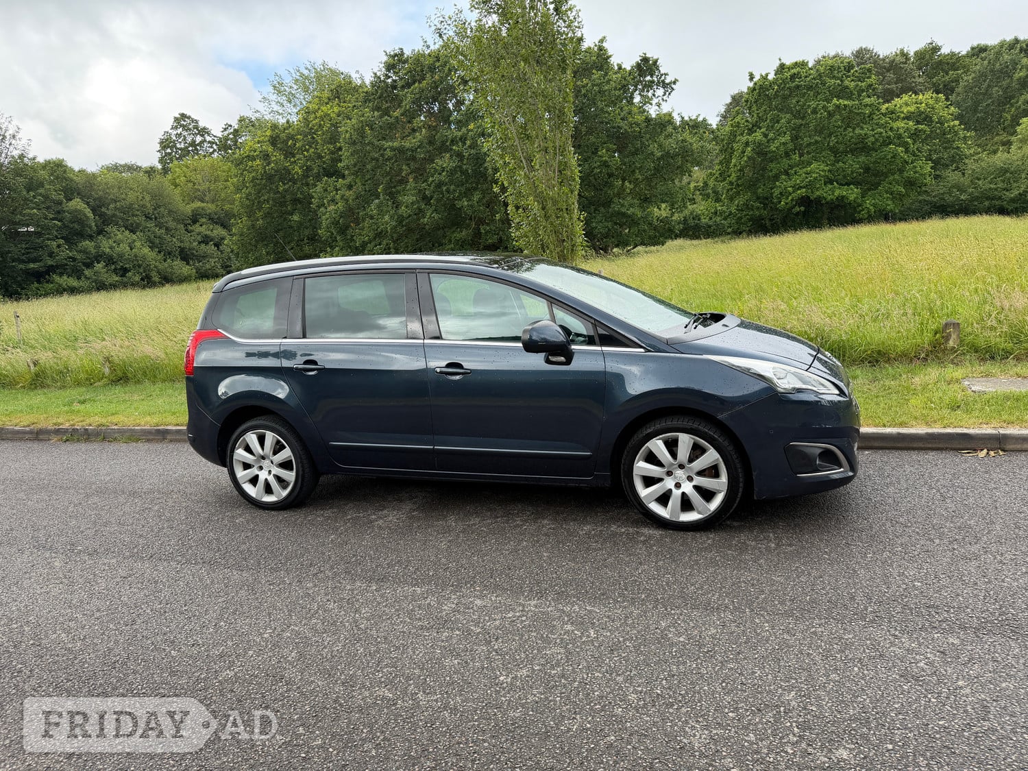 Peugeot 5008 2016 in Fareham