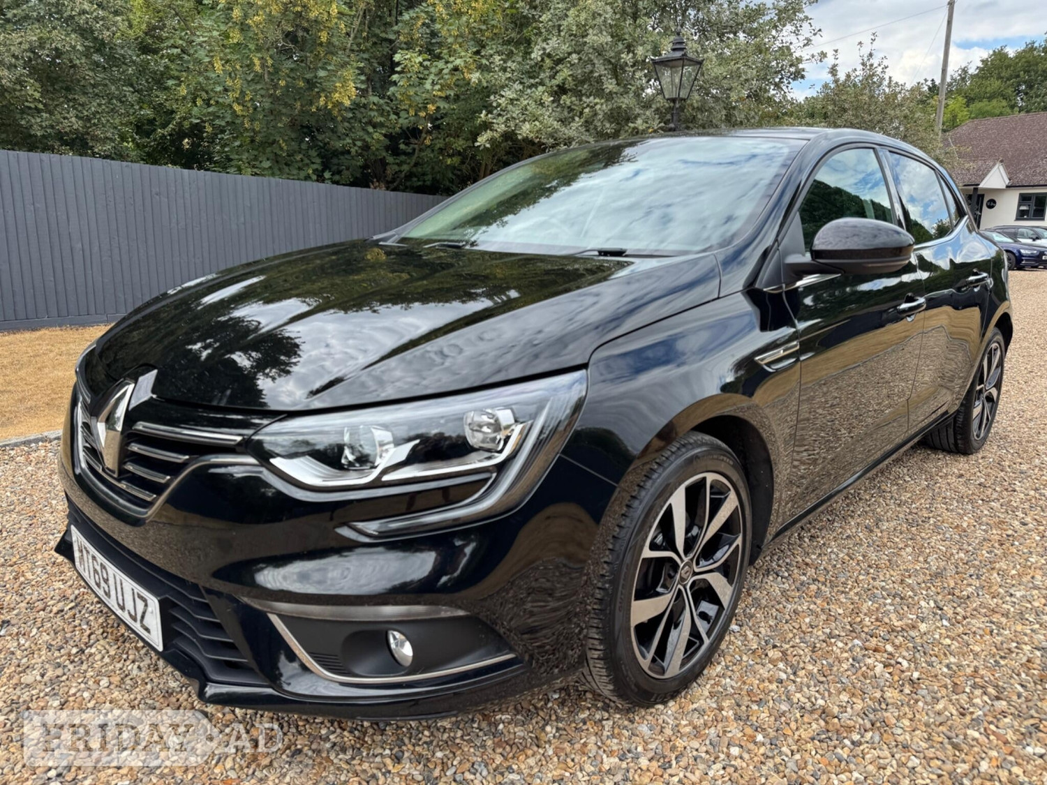 Renault Megane 2019 - Cars