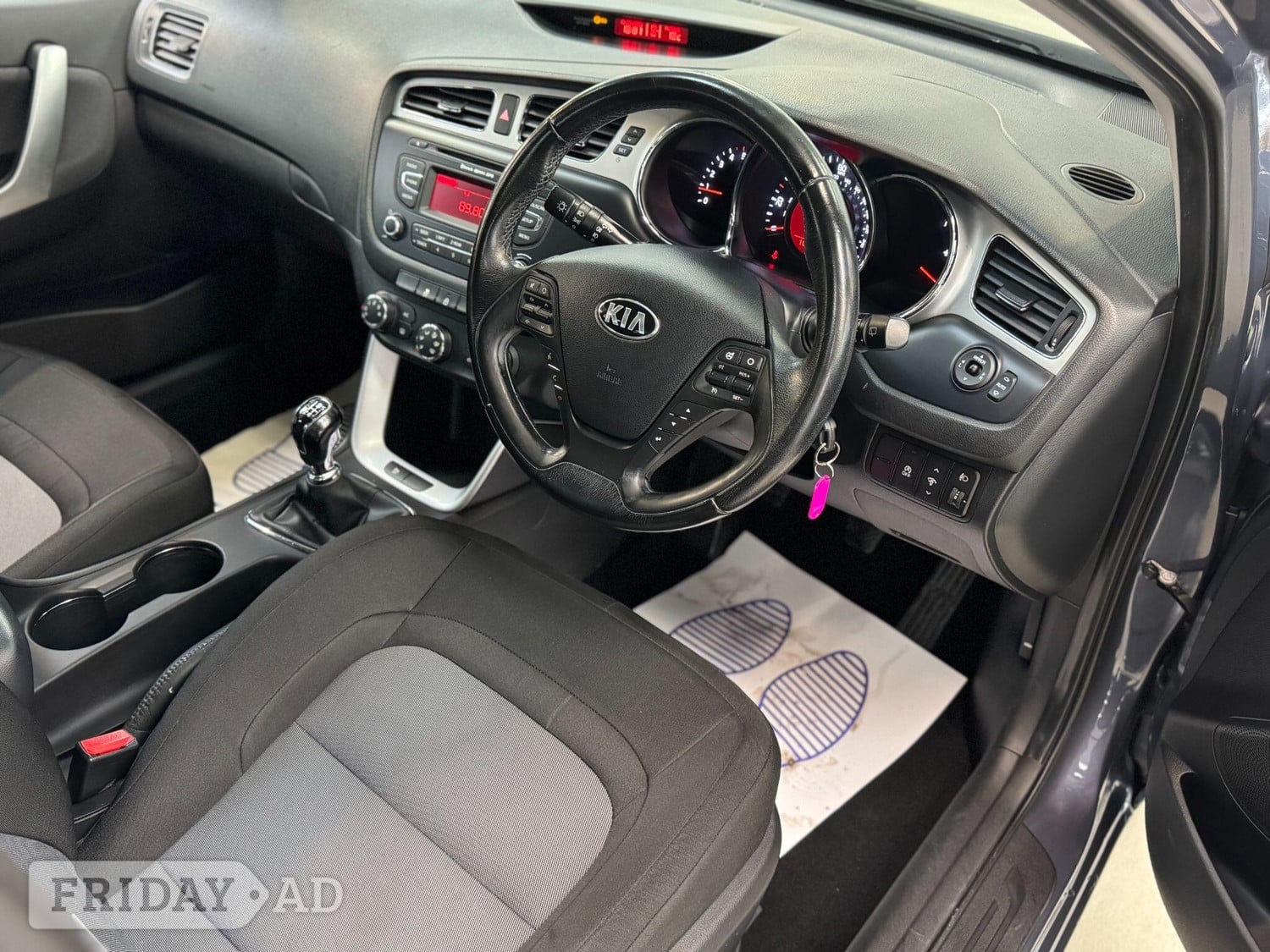 [ berth ]Kia Ceed