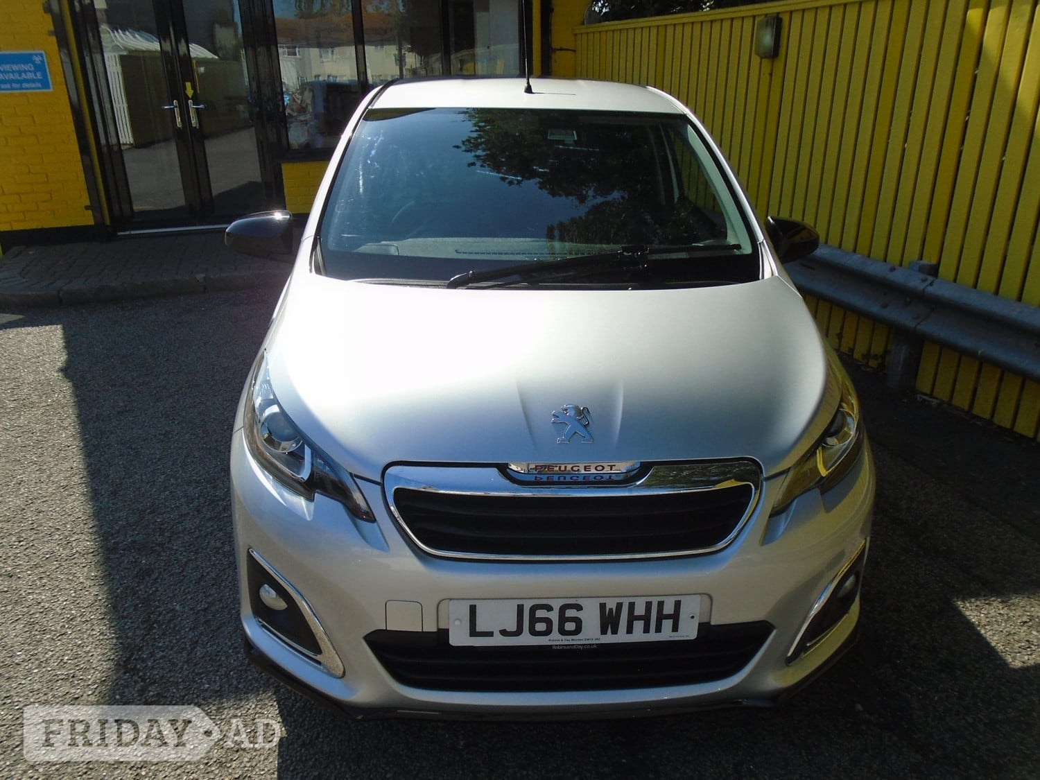[ berth ]Peugeot 108