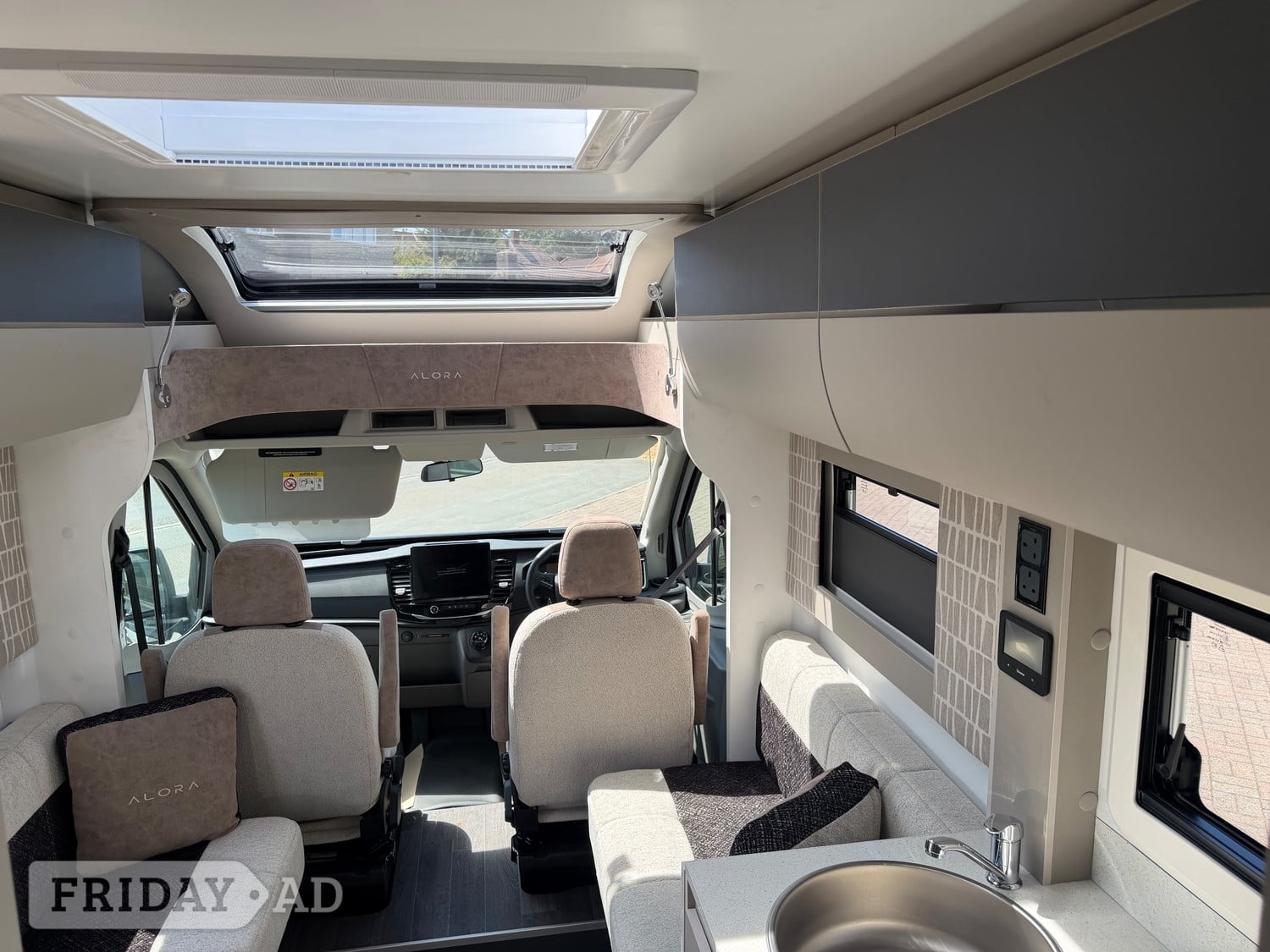 Bailey Alora 2027 - Motorhomes & Caravans in Bristol
