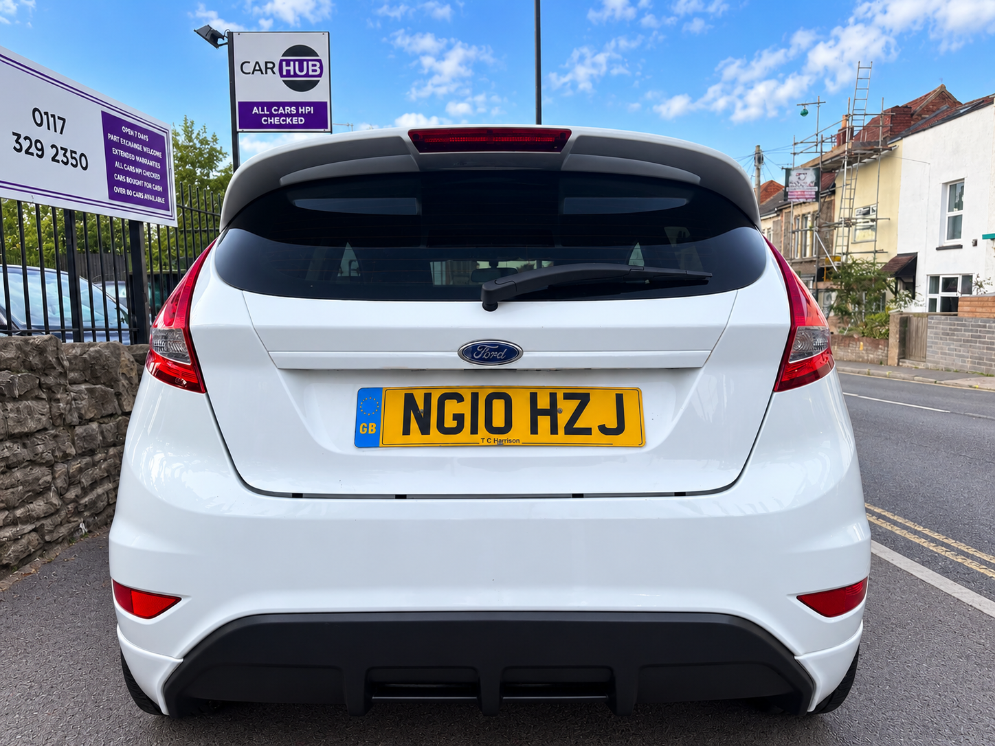 [ berth ]Ford Fiesta