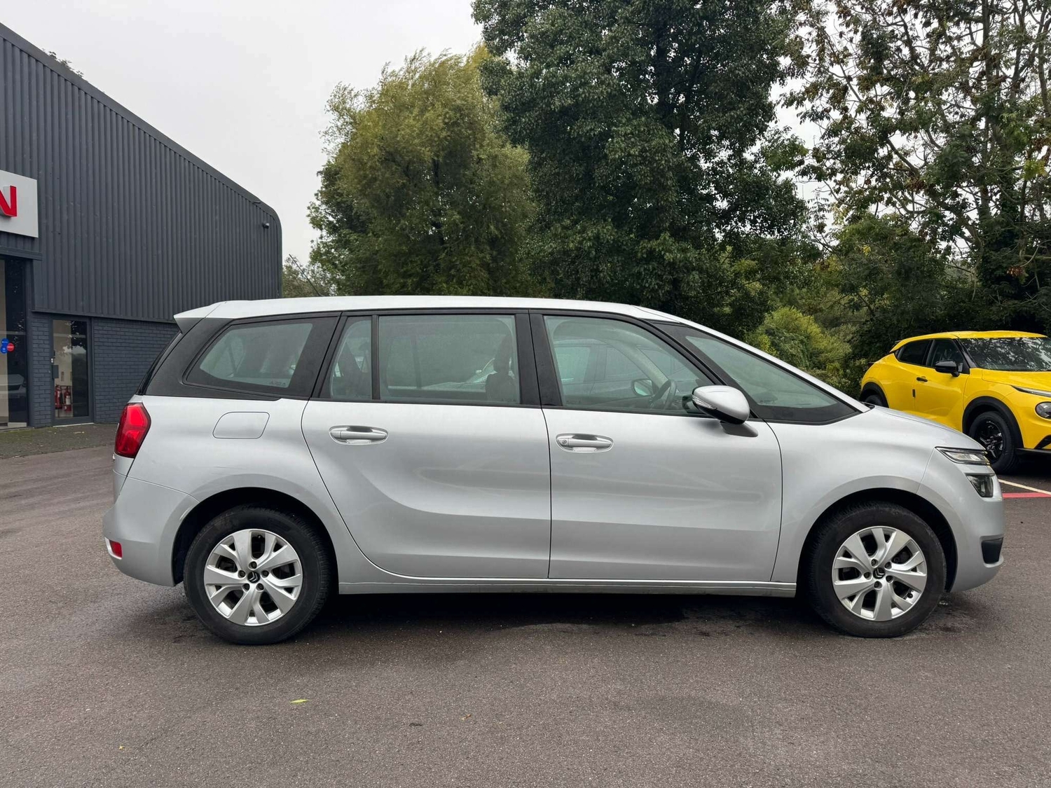 [ berth ]Citroen Grand C4 Picasso