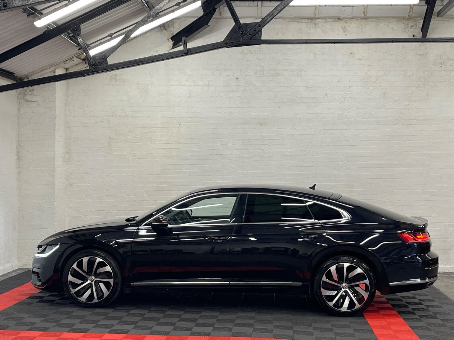 [ berth ]Volkswagen Arteon