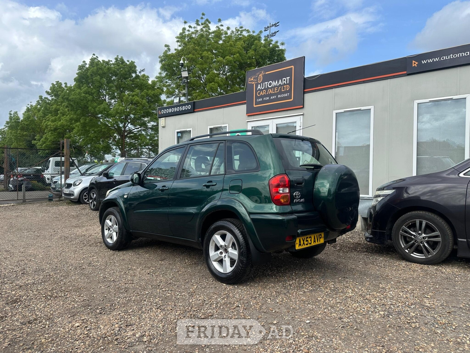 Toyota RAV4 2003 - Cars in Sunbury-On-Thames