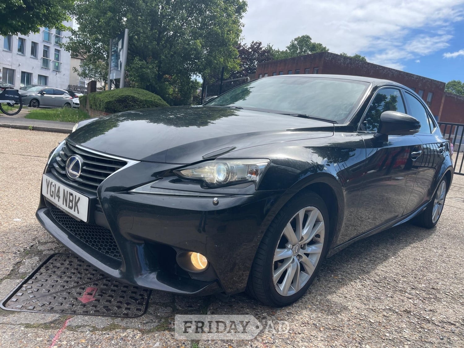 [ berth ]Lexus IS