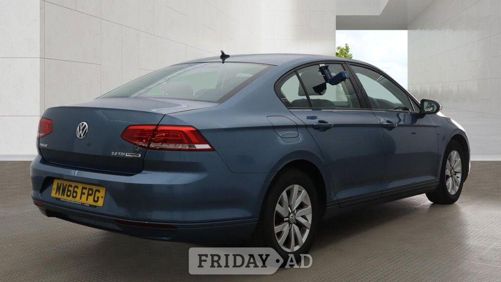 Volkswagen Passat 2016 - Cars in Winchester