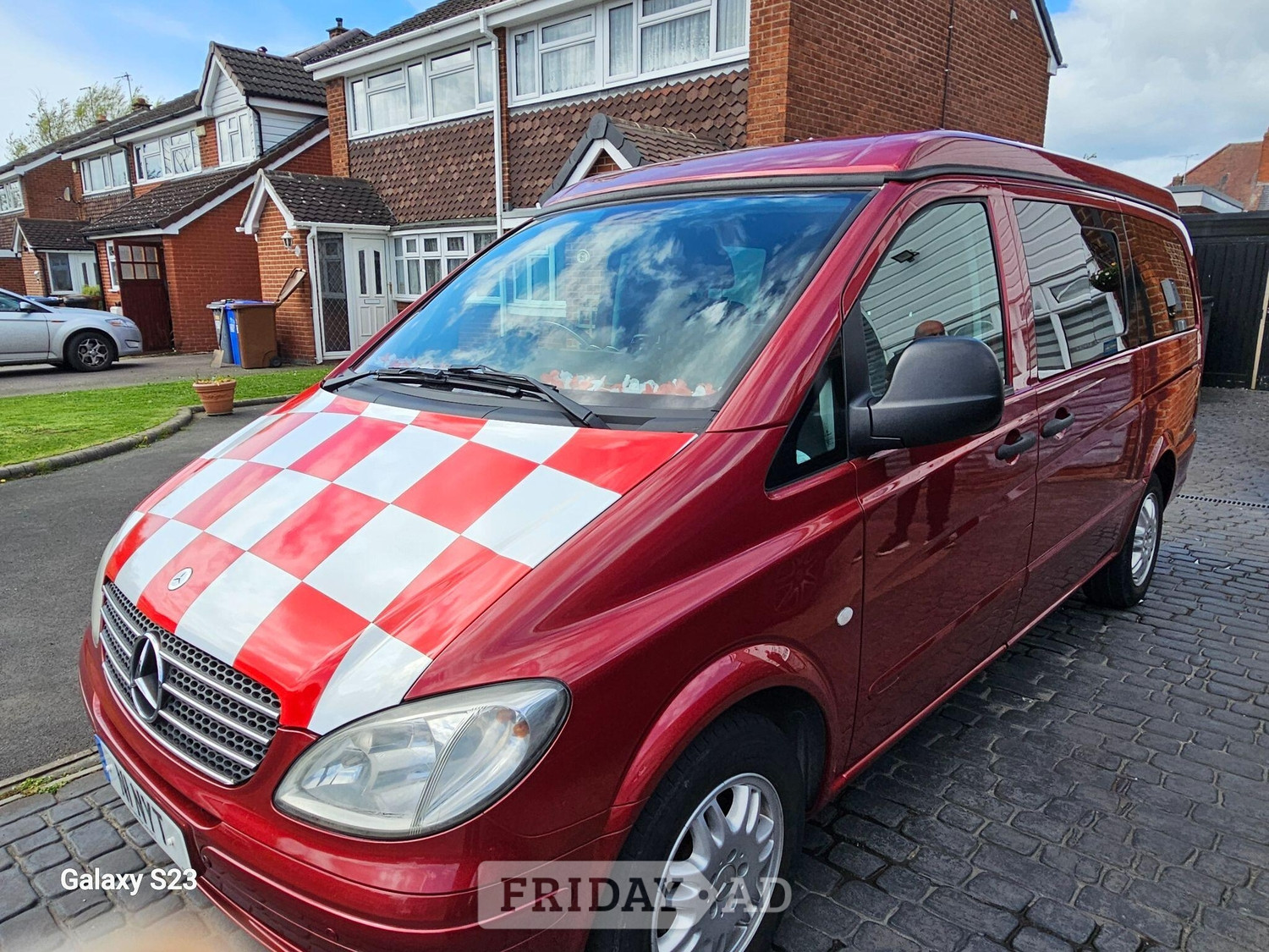[4 berth ]Mercedes-Benz Vito LWB Campervan