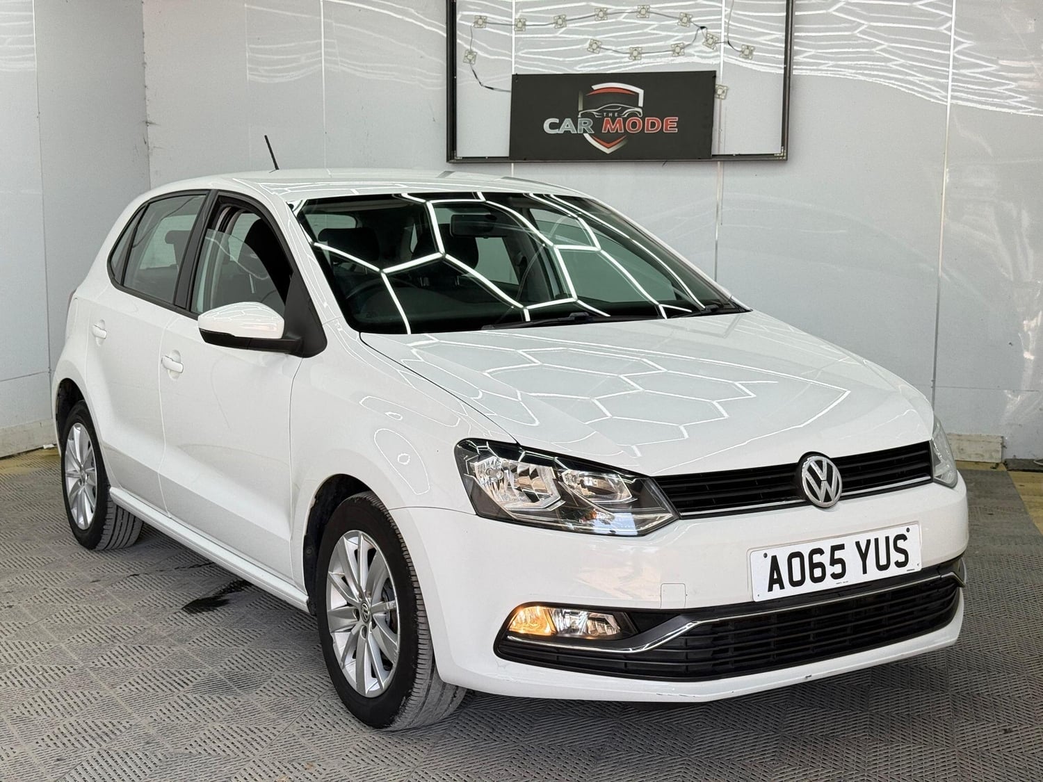Volkswagen Polo 2016 in Hillingdon