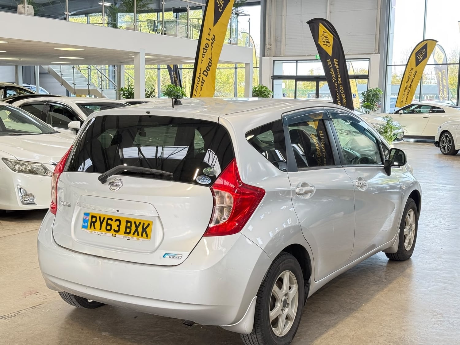 [ berth ]Nissan Note