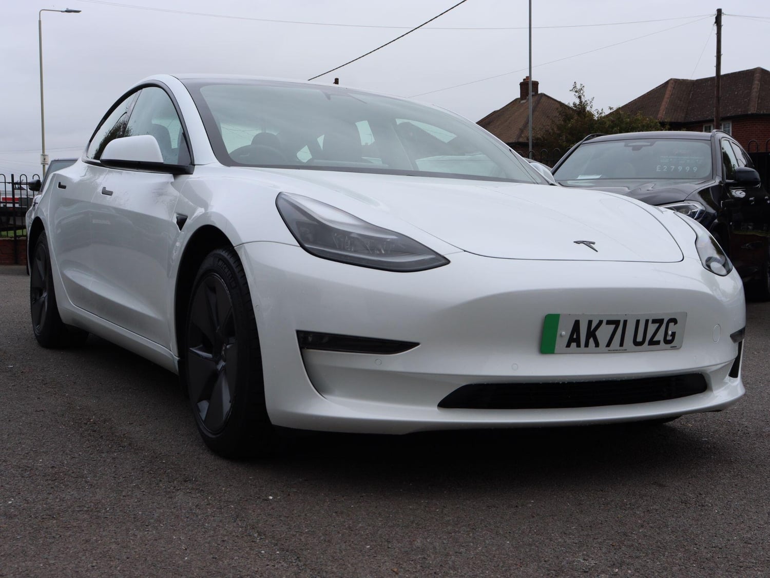 Tesla Model 3 2021 - Cars