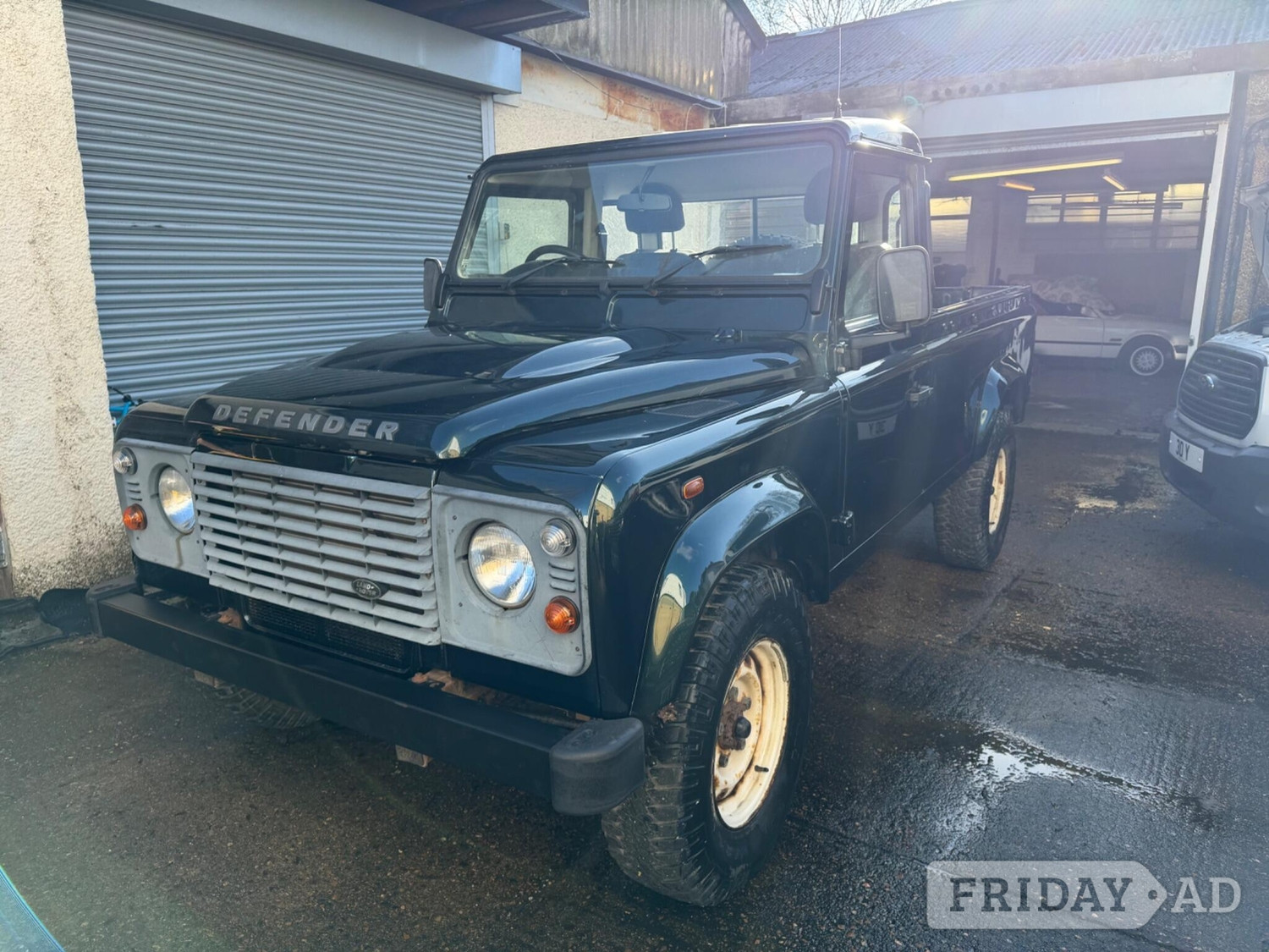 Land Rover Defender 110 2016 in Sutton