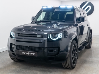 Land Rover Defender 110 2024