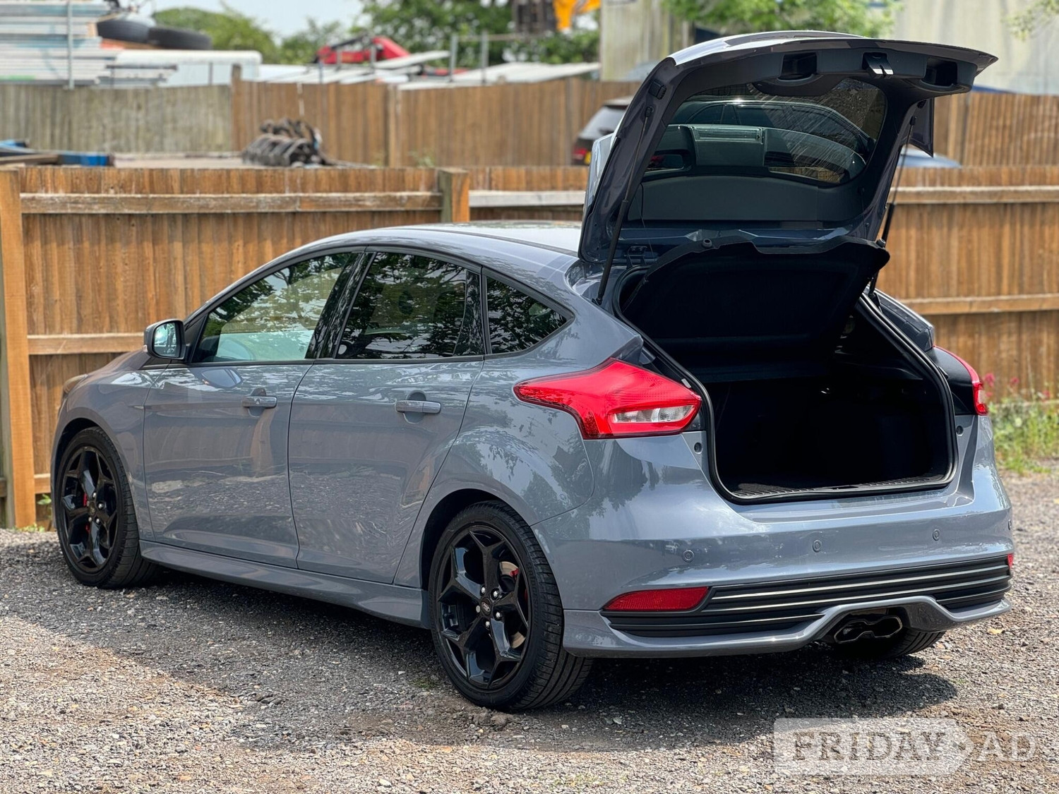 Ford Focus 2016 - Cars in St. Albans