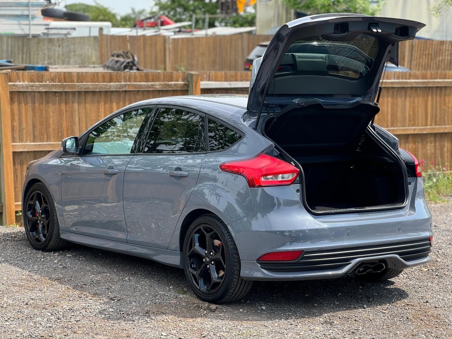 Ford Focus 2016 - Cars in St. Albans