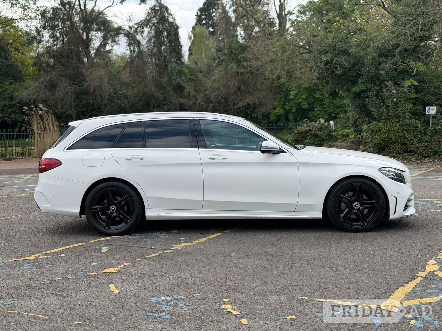 [ berth ]Mercedes-Benz C Class