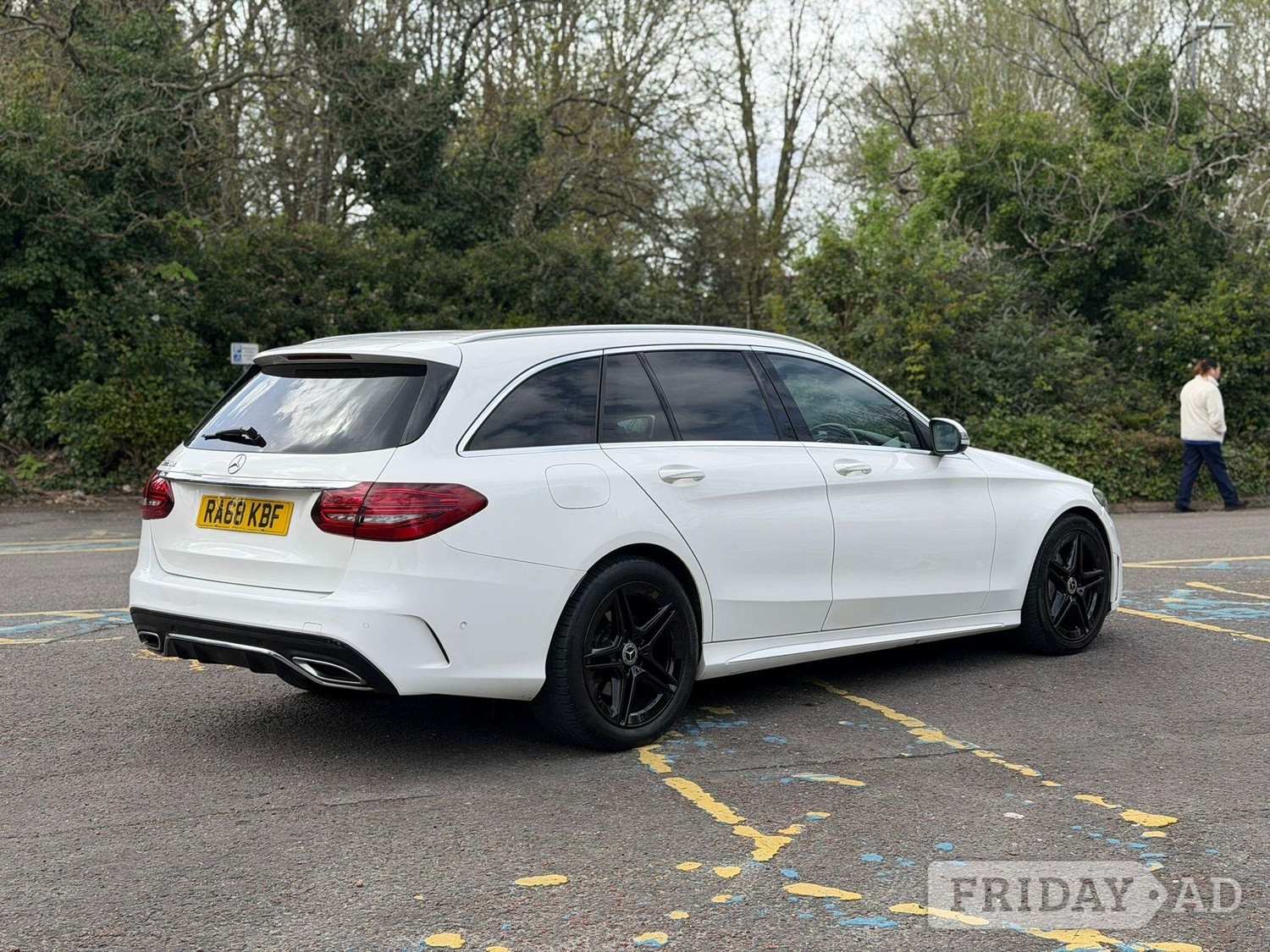 Mercedes-Benz C Class 2019 - Cars in Uxbridge