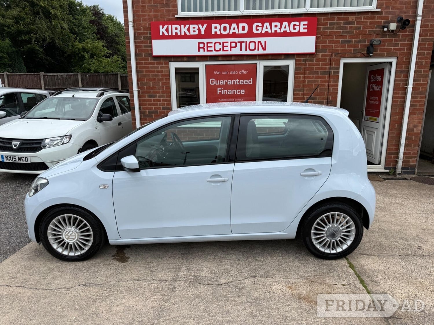Volkswagen UP! 2013 - Cars