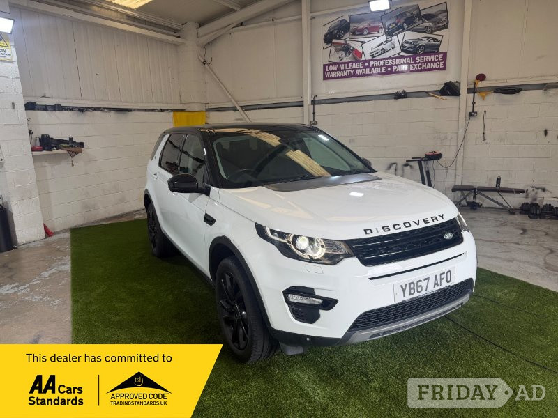 Land Rover Discovery Sport 2017 in Dewsbury