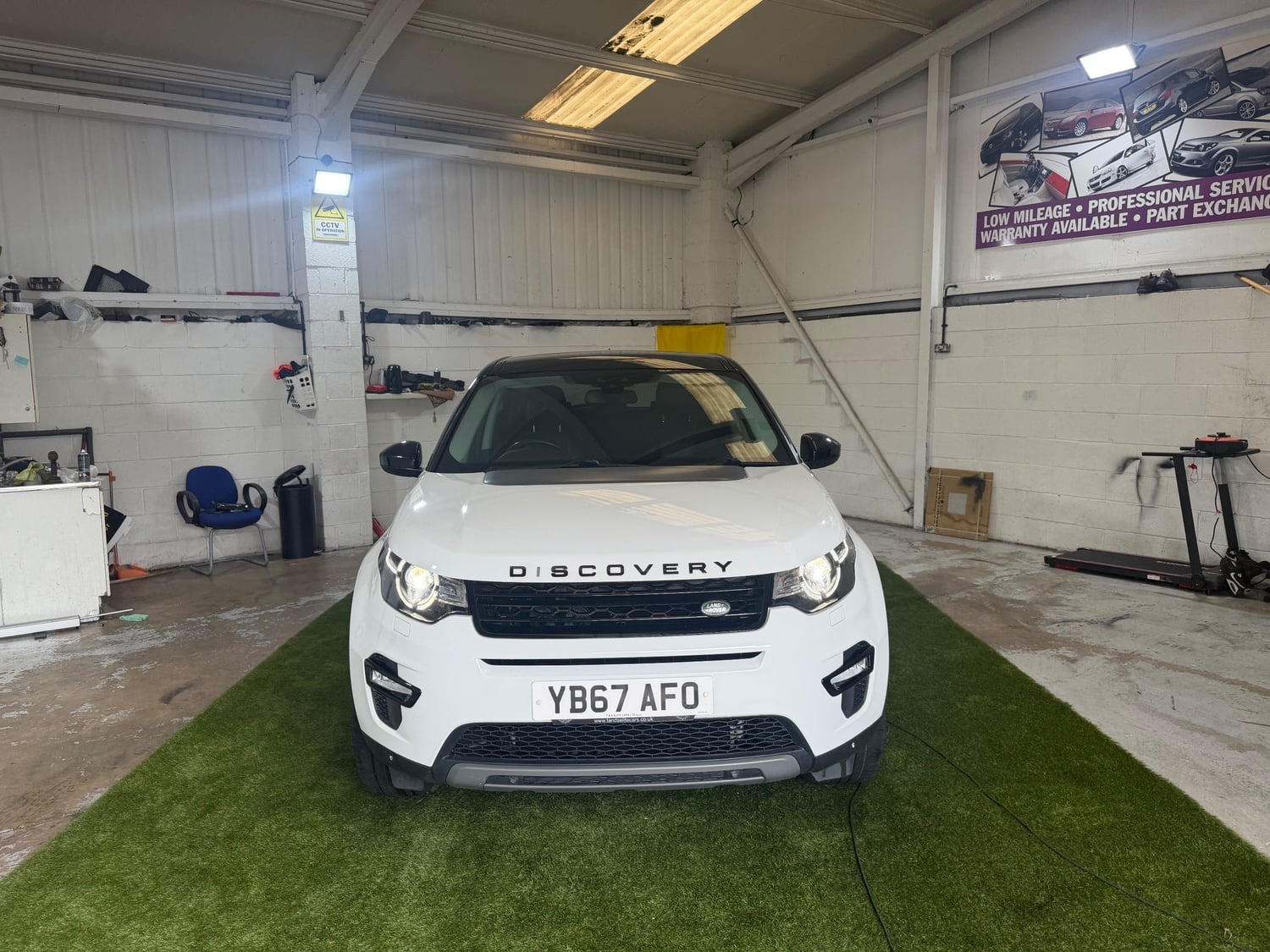 Land Rover Discovery Sport 2017 - Cars