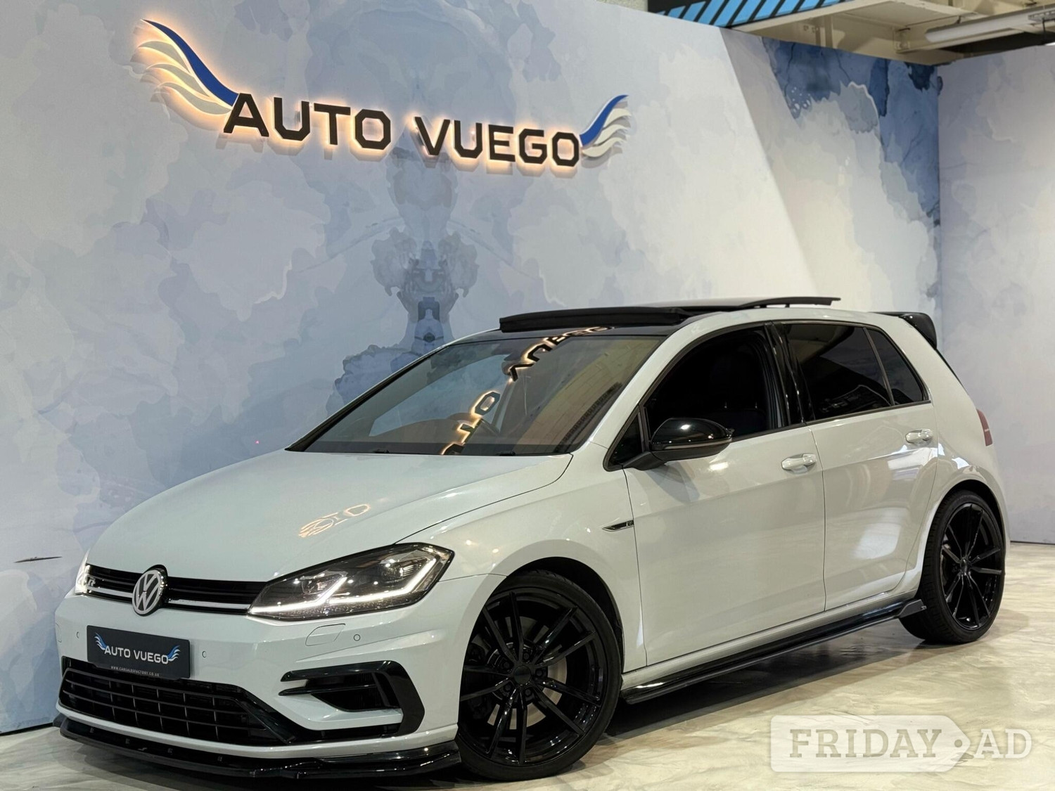 Volkswagen Golf 2018 in Uxbridge