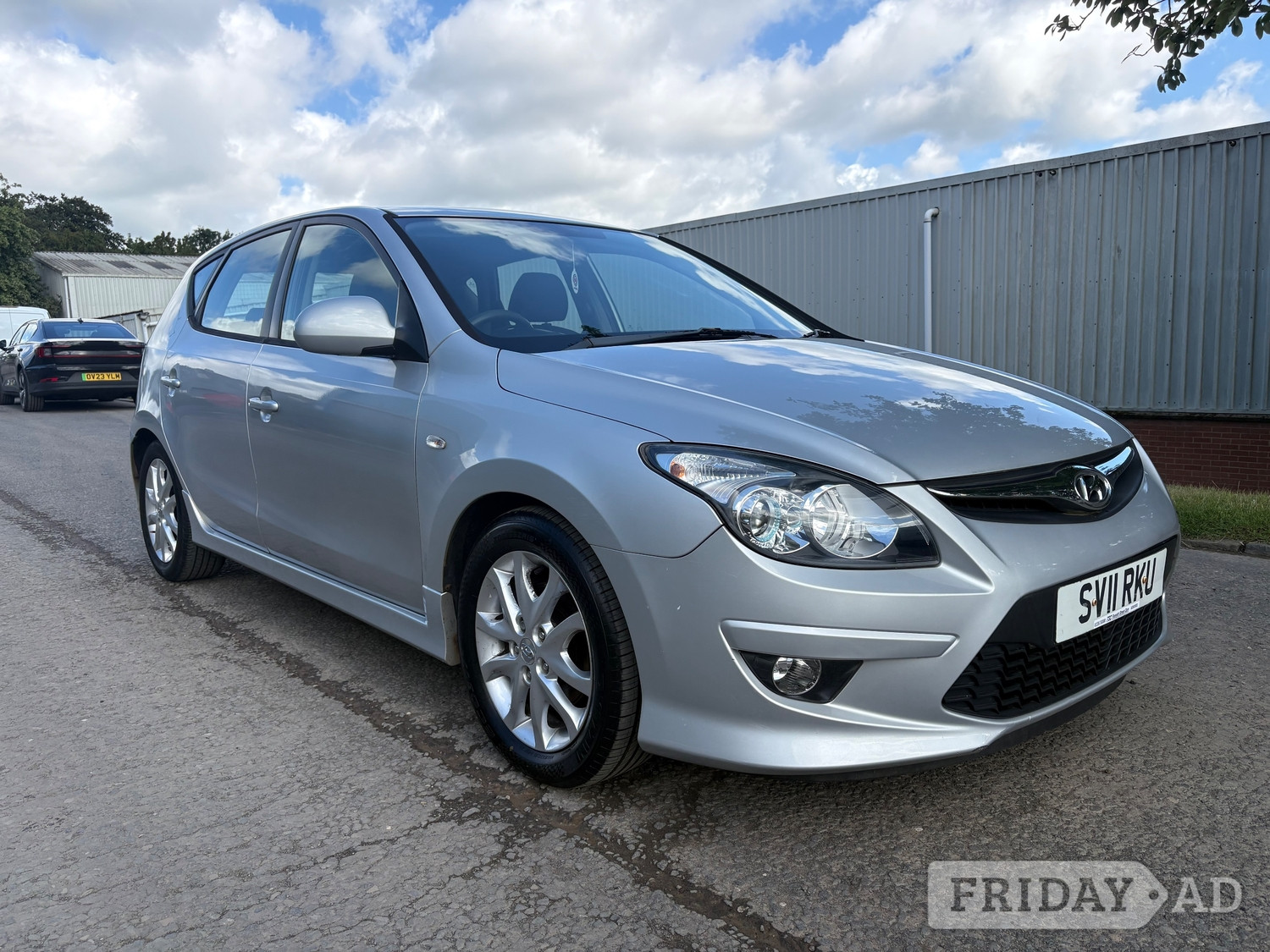 Hyundai i30 2011 in Airdrie