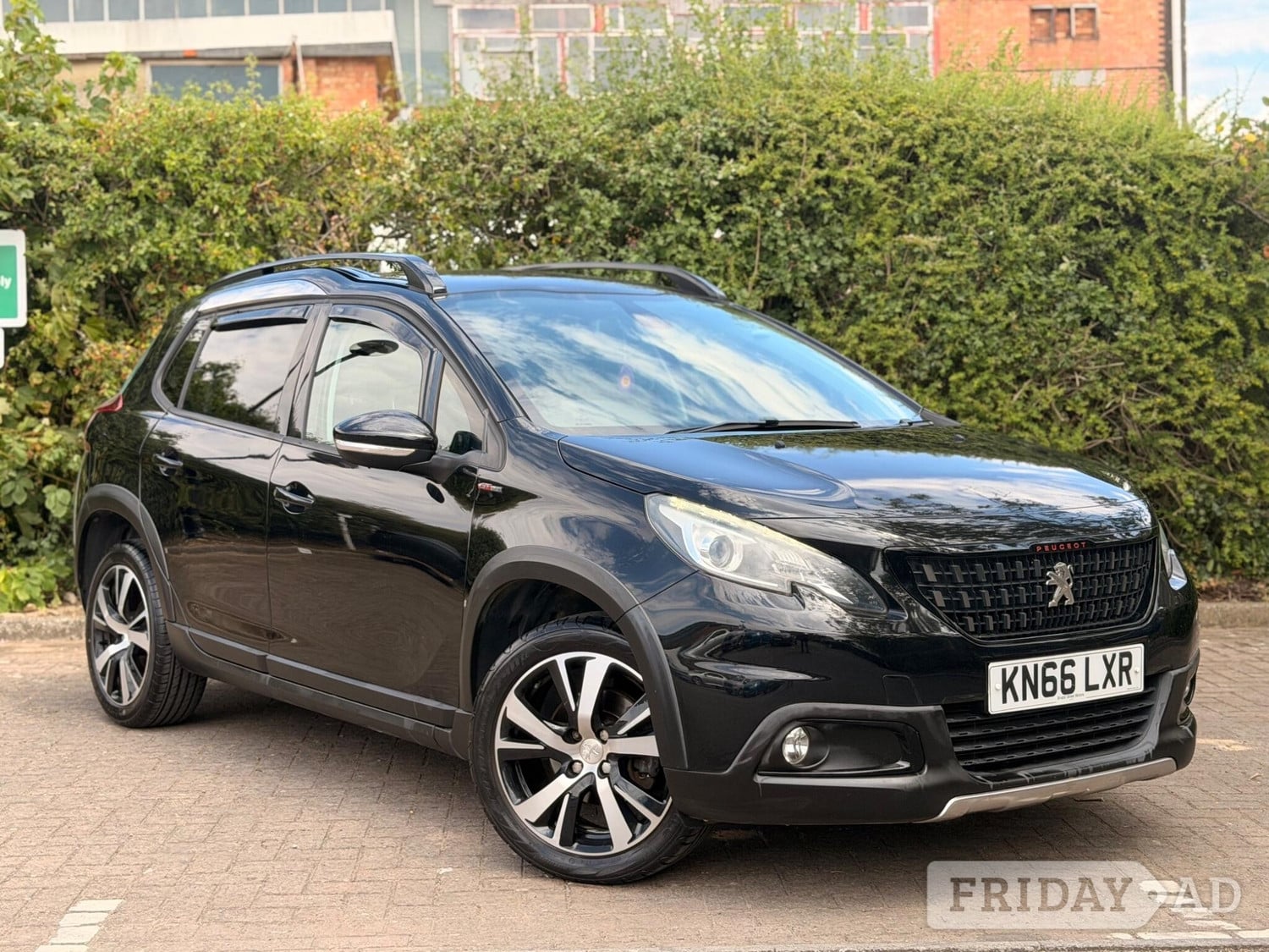 Peugeot 2008 2017 in Swindon