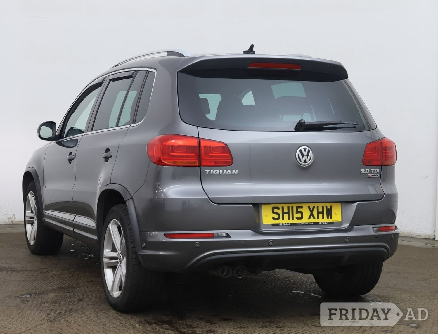 Volkswagen Tiguan 2015 - Cars