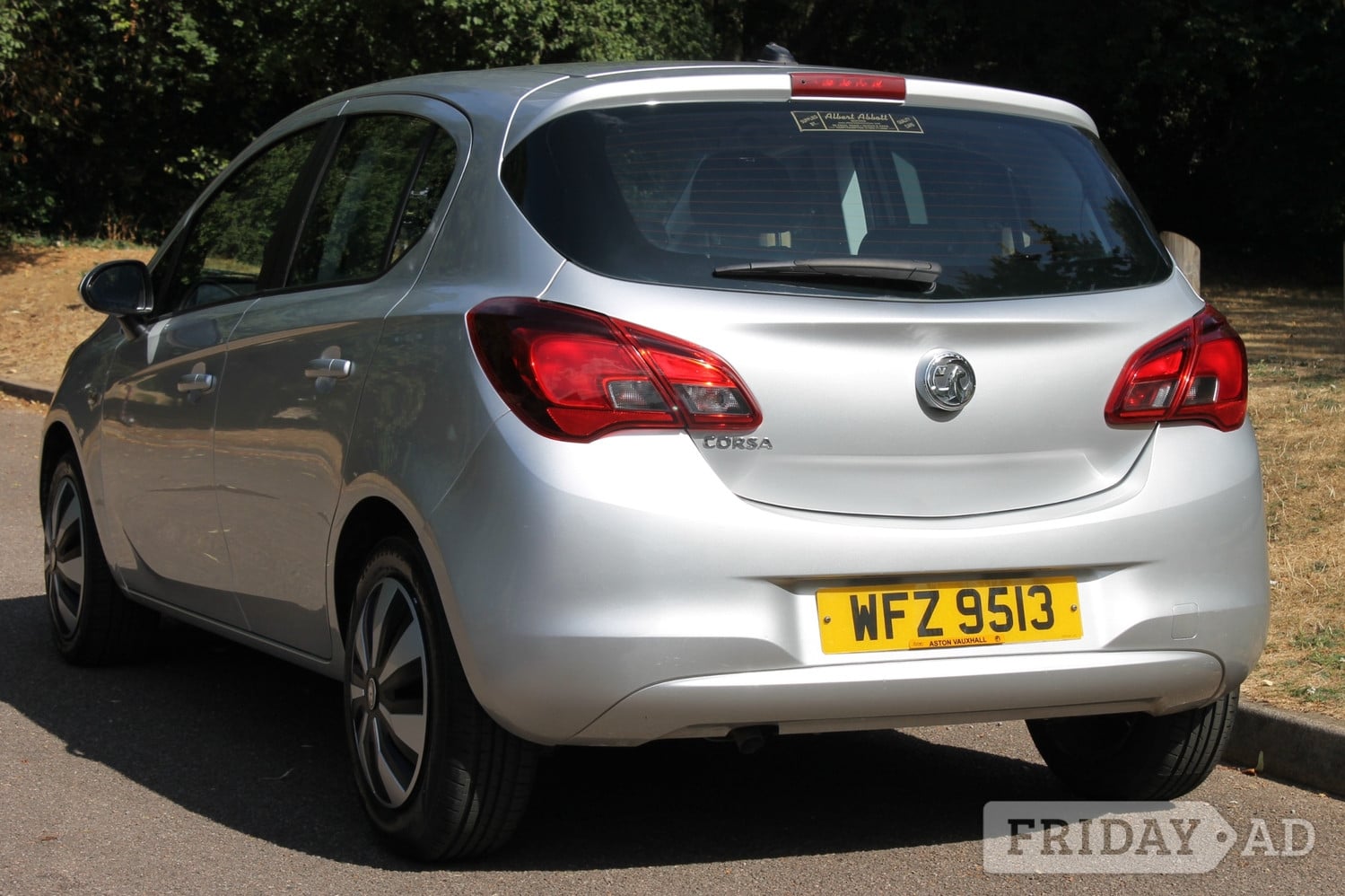 [ berth ]Vauxhall Corsa