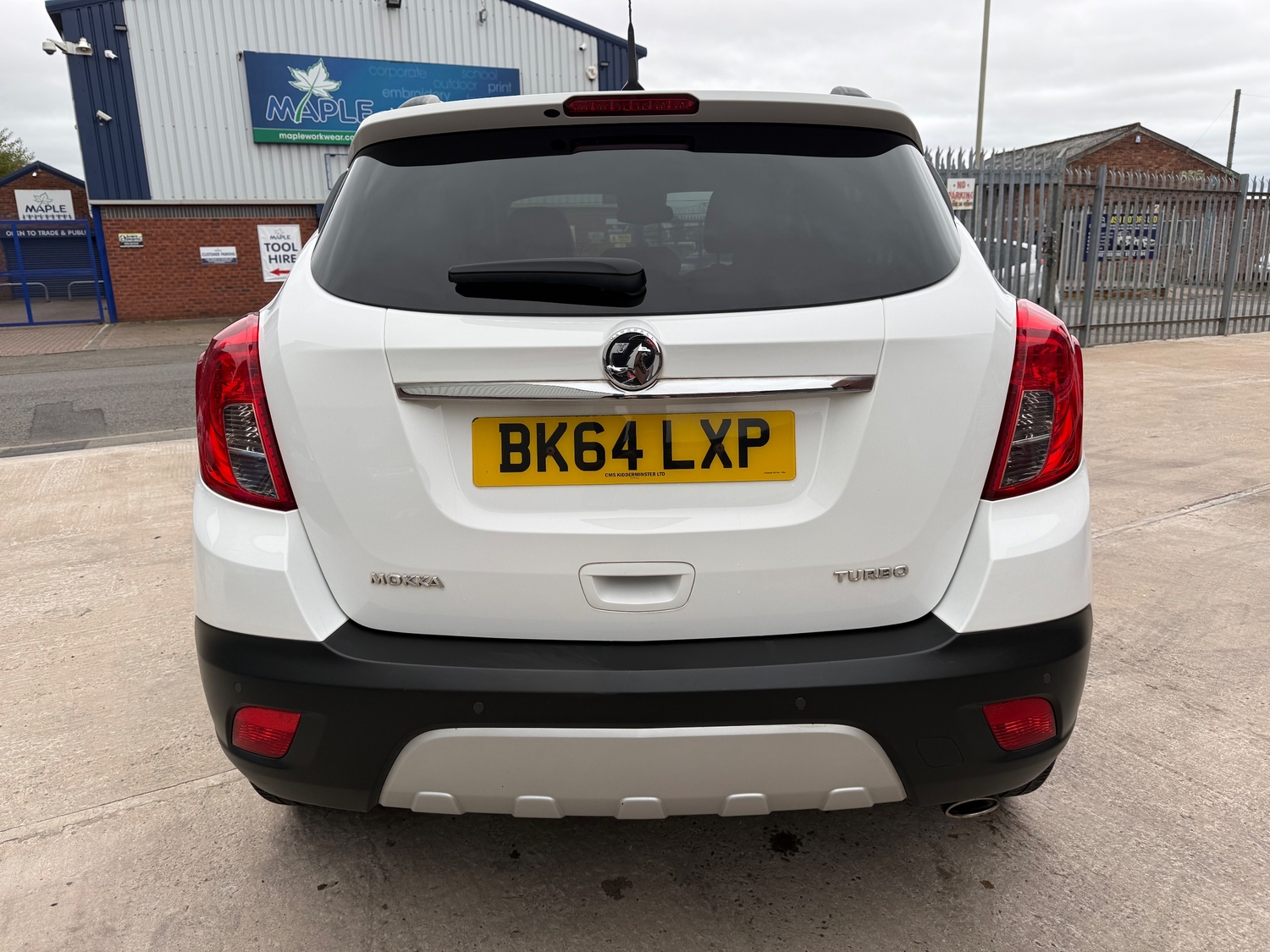 Vauxhall Mokka 2014 - Cars in Dudley