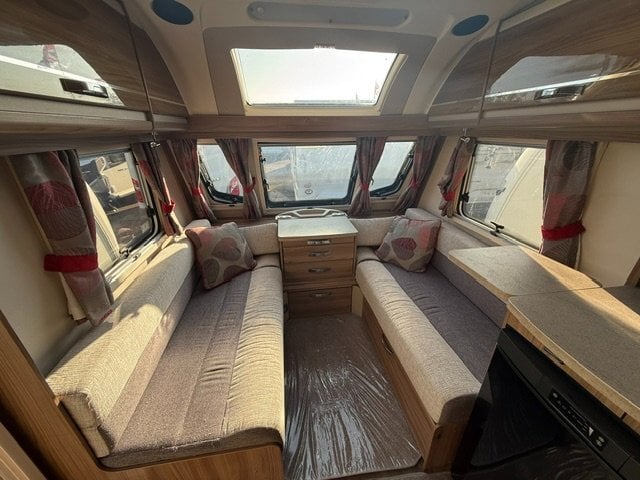 [ berth ]Swift Challenger 580