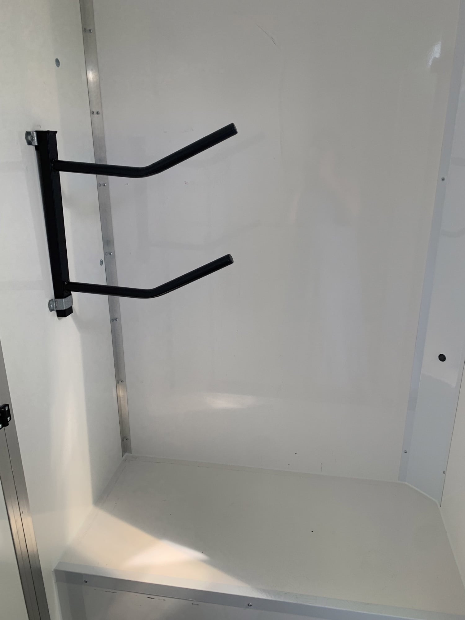 Select Hawk Peugeot Horsebox - Trailers & Horseboxes