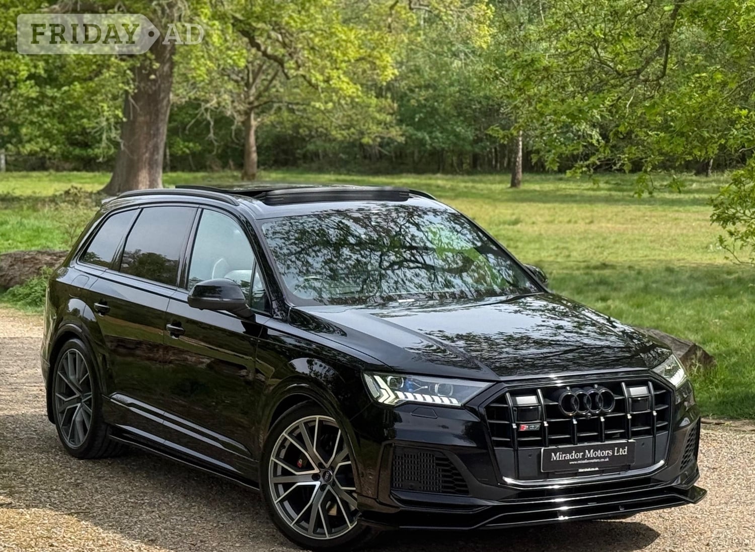 [ berth ]Audi SQ7