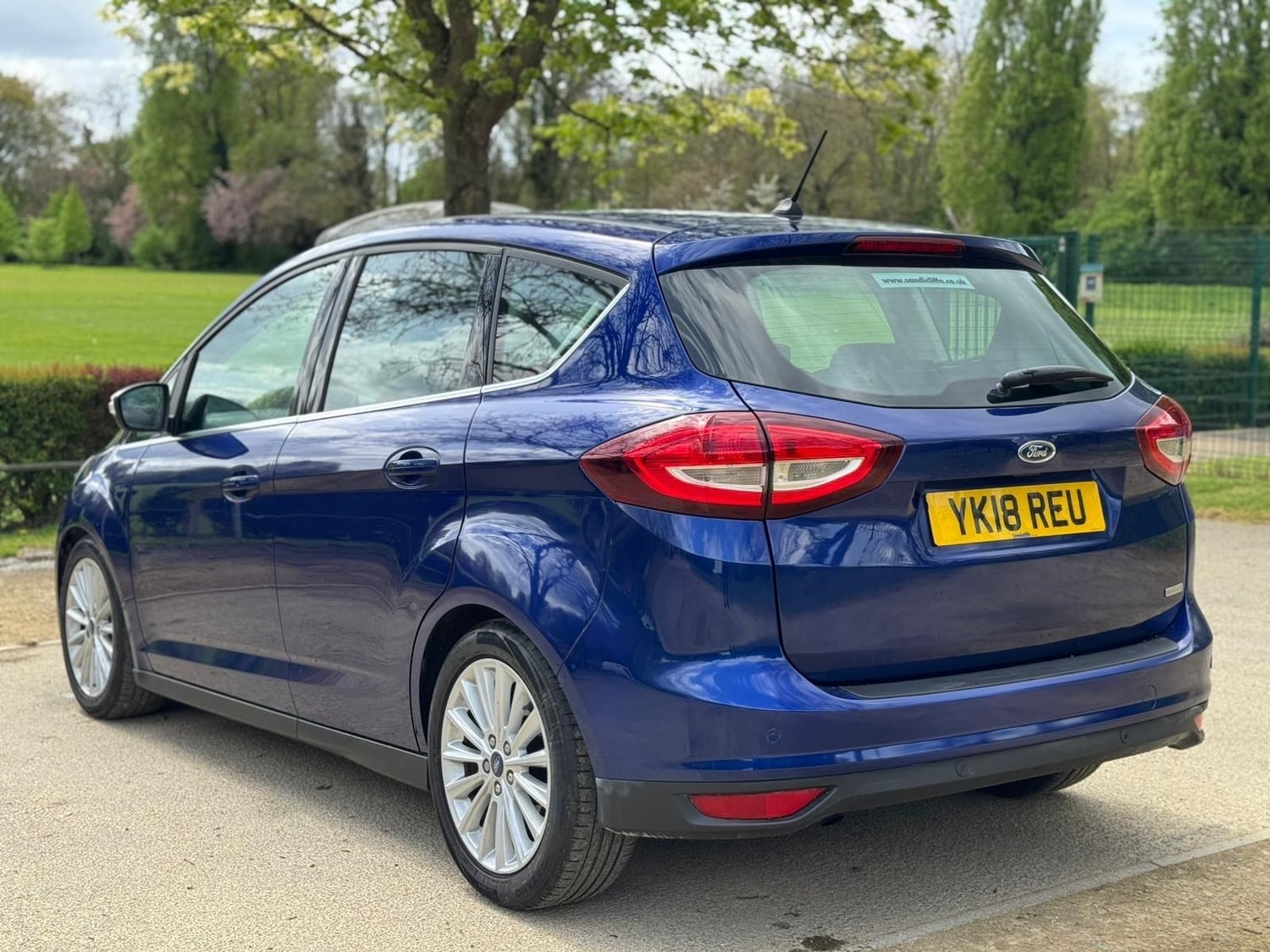 Ford C-MAX 2018 - Cars