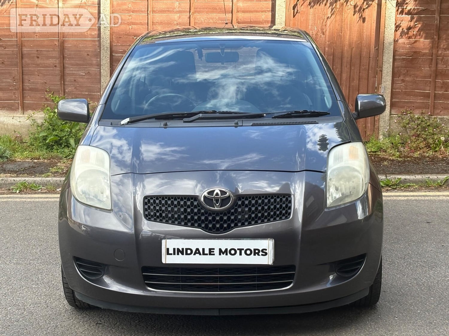 Toyota Yaris Oldham