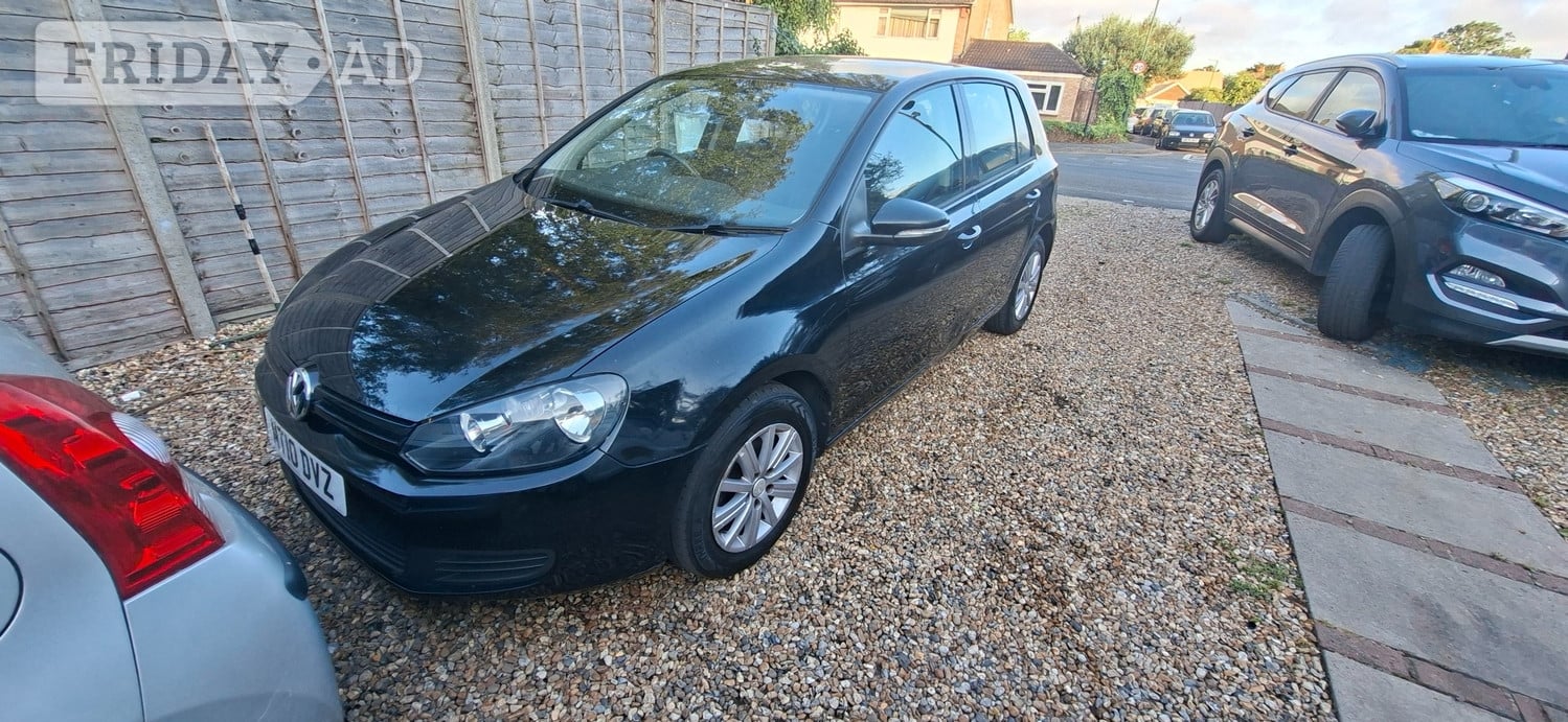 Volkswagen Golf 2010 - Cars