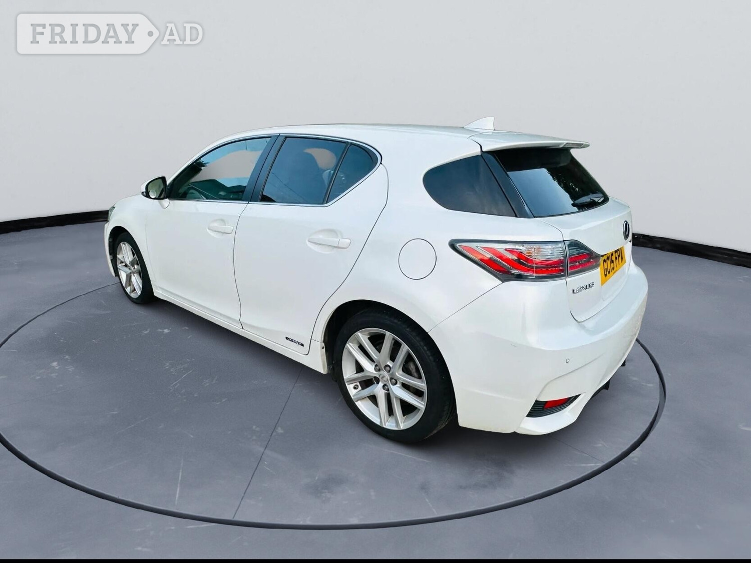 Lexus CT 2015 - Cars in Ealing